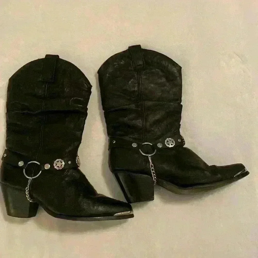 Dingo Black Heeled Boots with Silver Accents